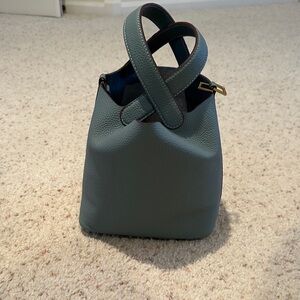 Baby blue Bucket Handbag